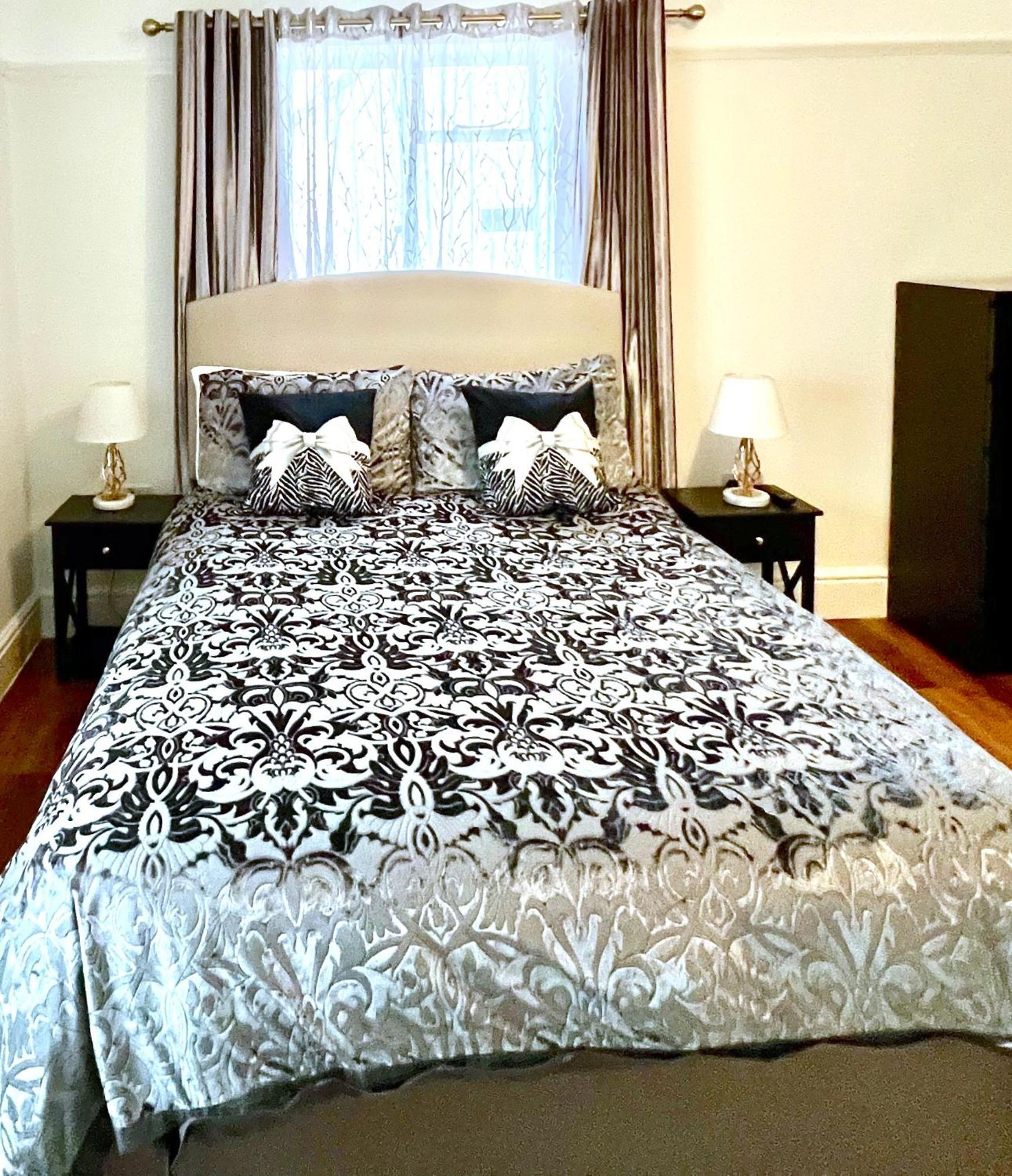 Large Family-Friendly 2Bd Glastonbury Retreat, Sleeps 5 Экстерьер фото