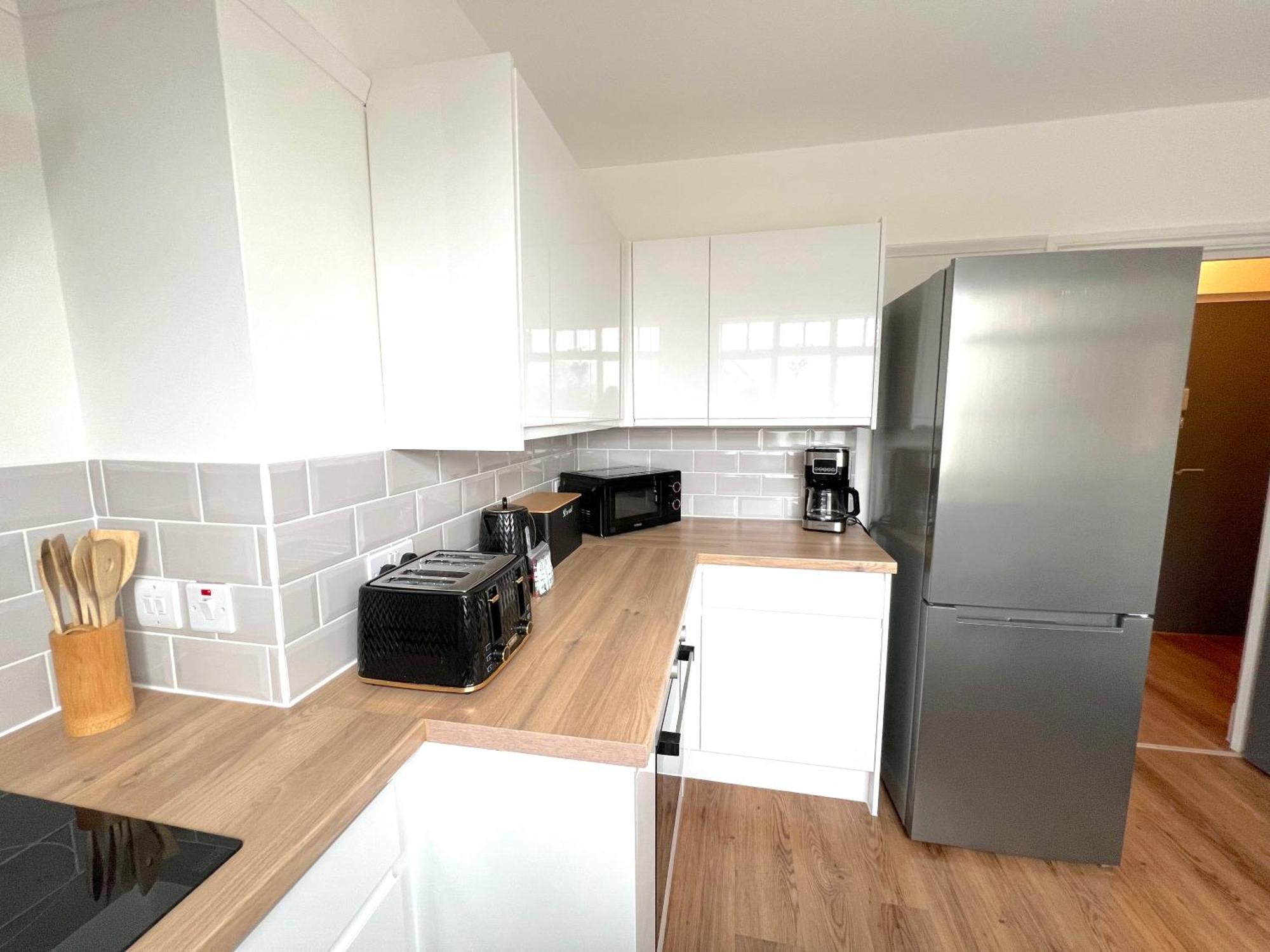 Large Family-Friendly 2Bd Glastonbury Retreat, Sleeps 5 Экстерьер фото