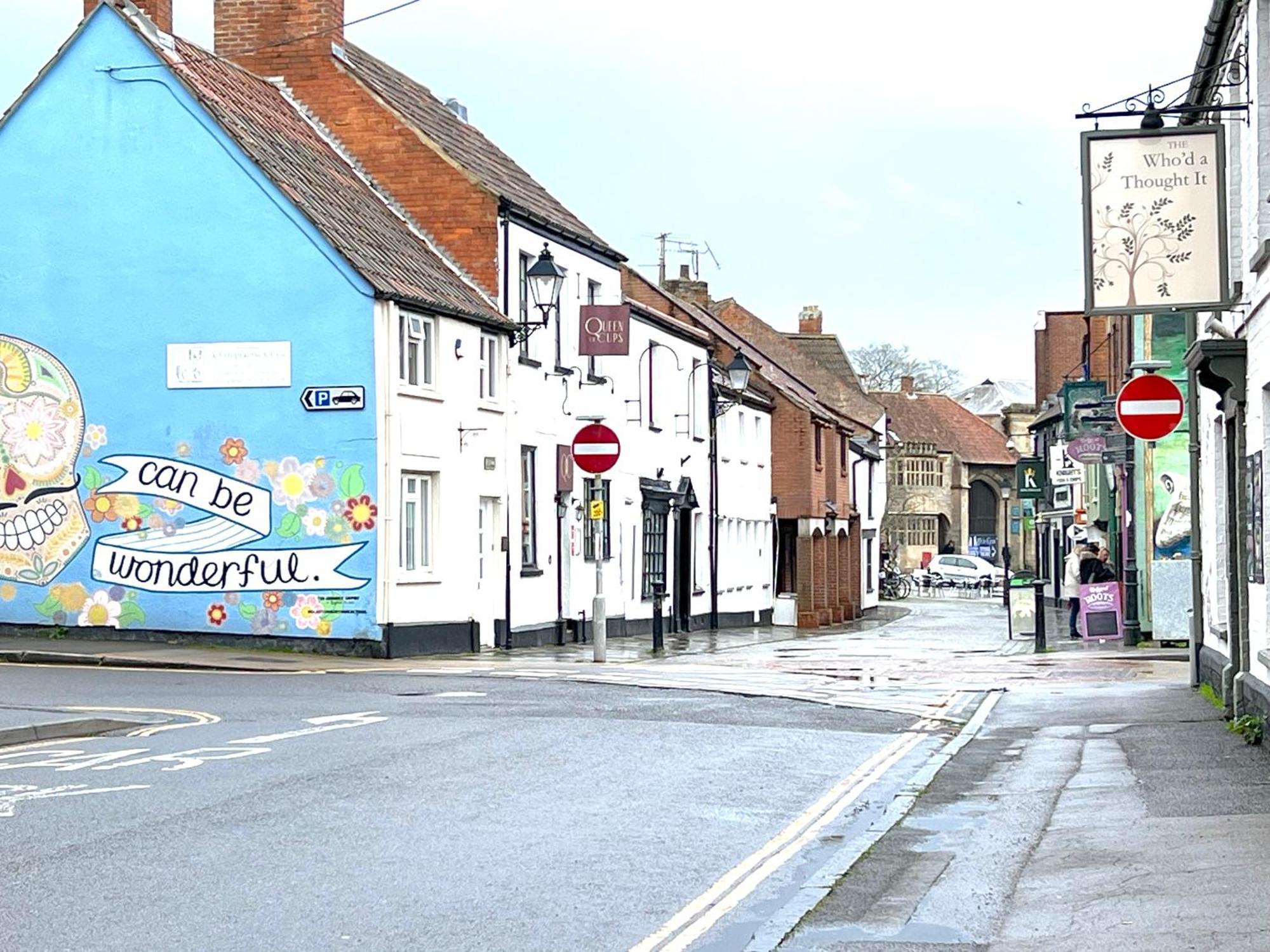 Large Family-Friendly 2Bd Glastonbury Retreat, Sleeps 5 Экстерьер фото
